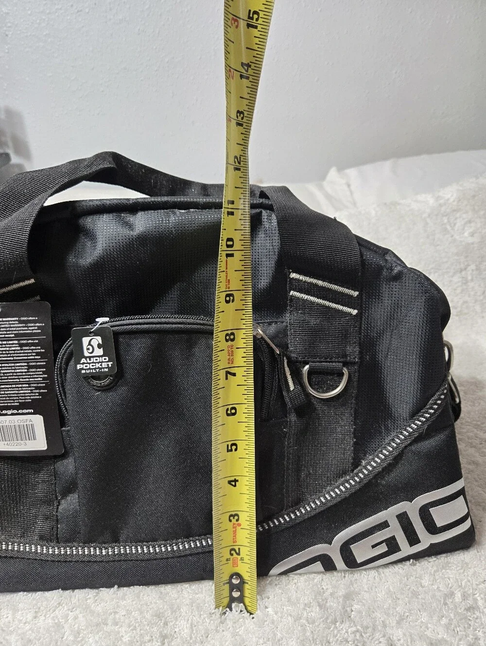 NWT OGIO HALF DOME BLACK DUFFEL CARRY ON Small